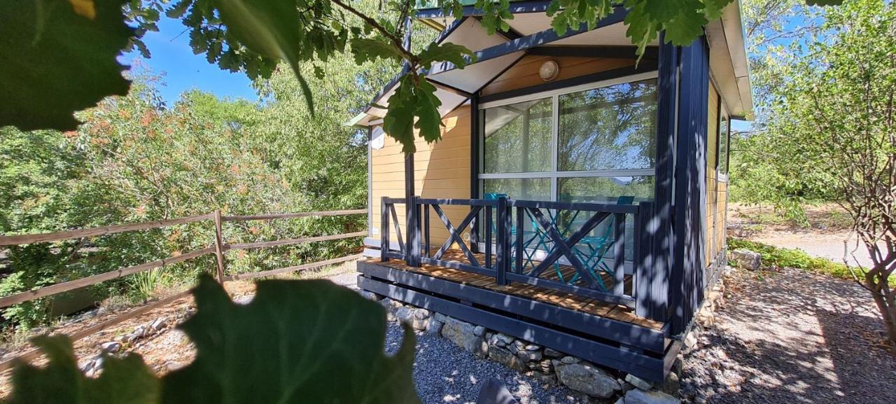 Les Chalets De Labeaume Eksteriør bilde