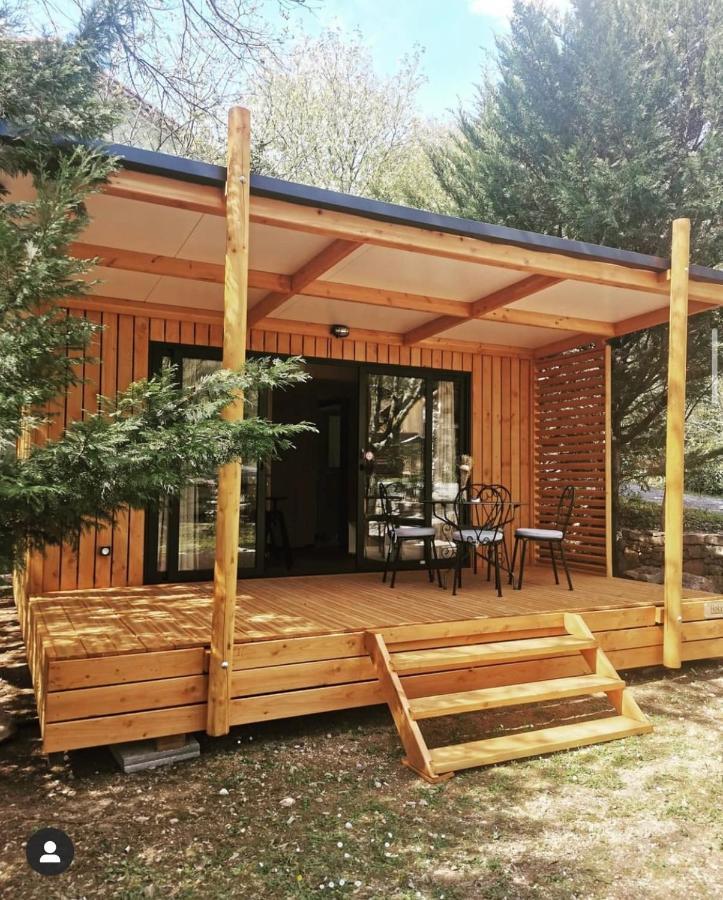 Les Chalets De Labeaume Eksteriør bilde