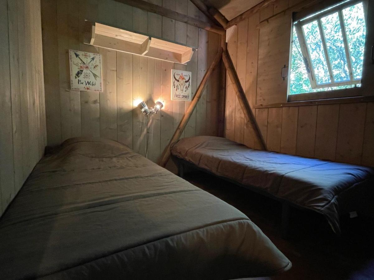 Les Chalets De Labeaume Eksteriør bilde
