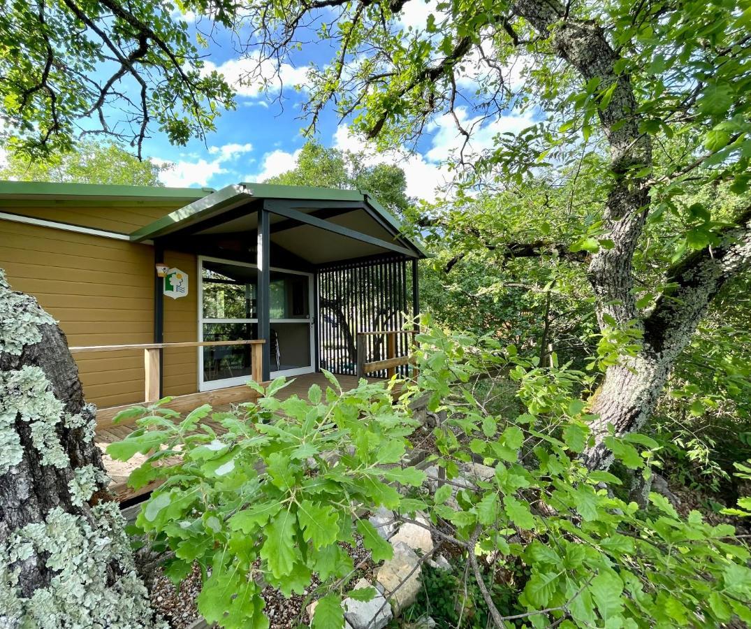 Les Chalets De Labeaume Eksteriør bilde