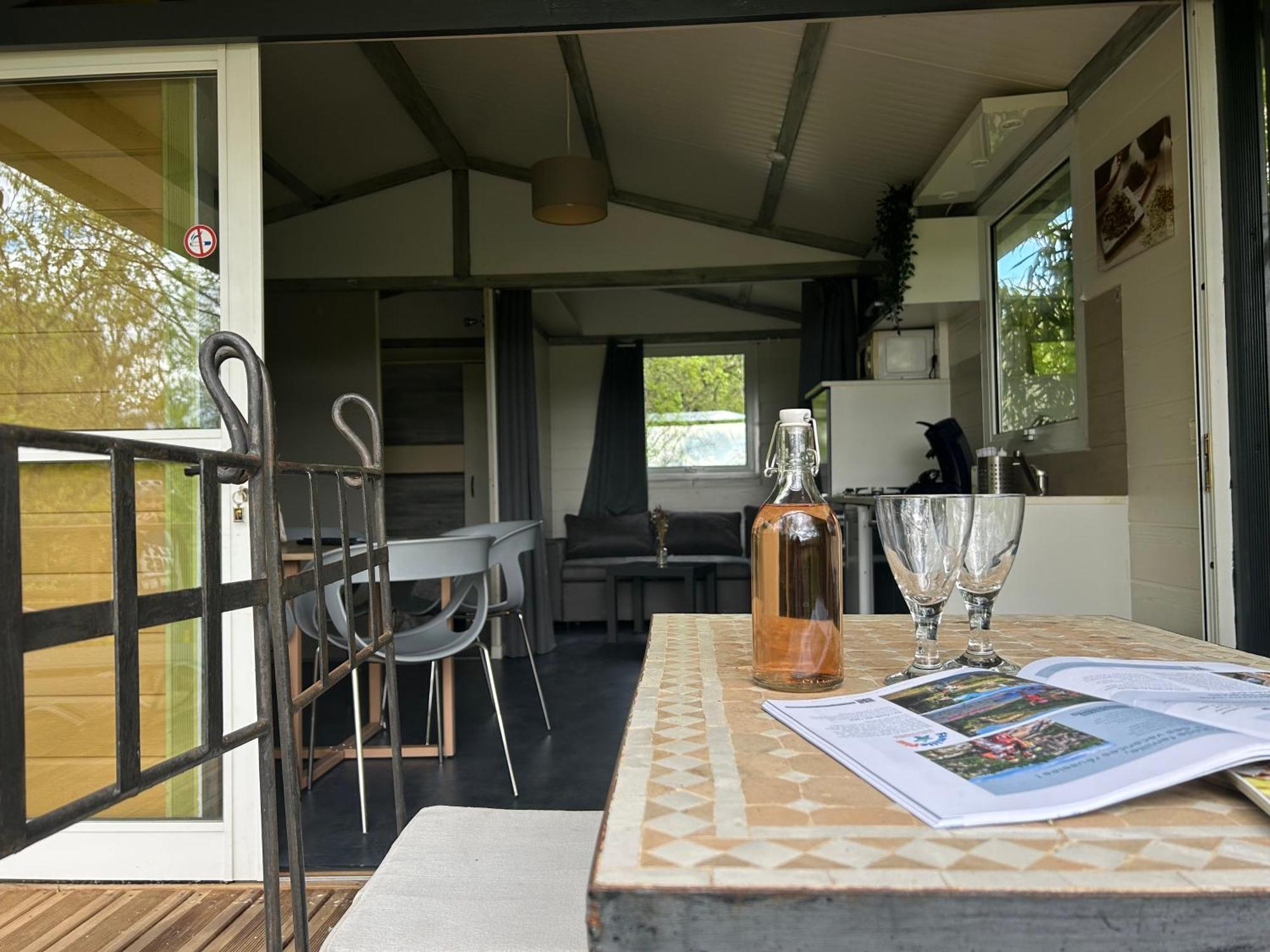 Les Chalets De Labeaume Eksteriør bilde